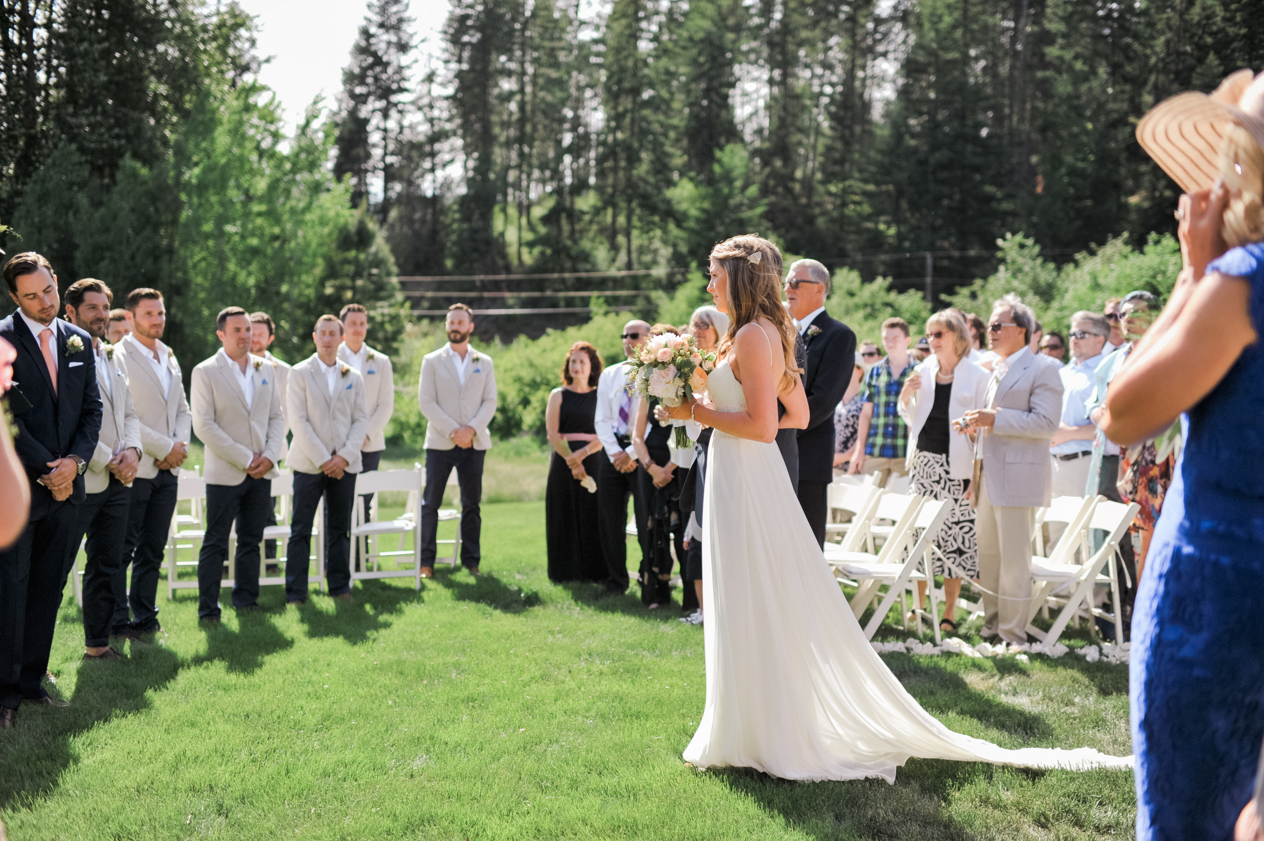 mountain springs lodge wedding leavenworth wa