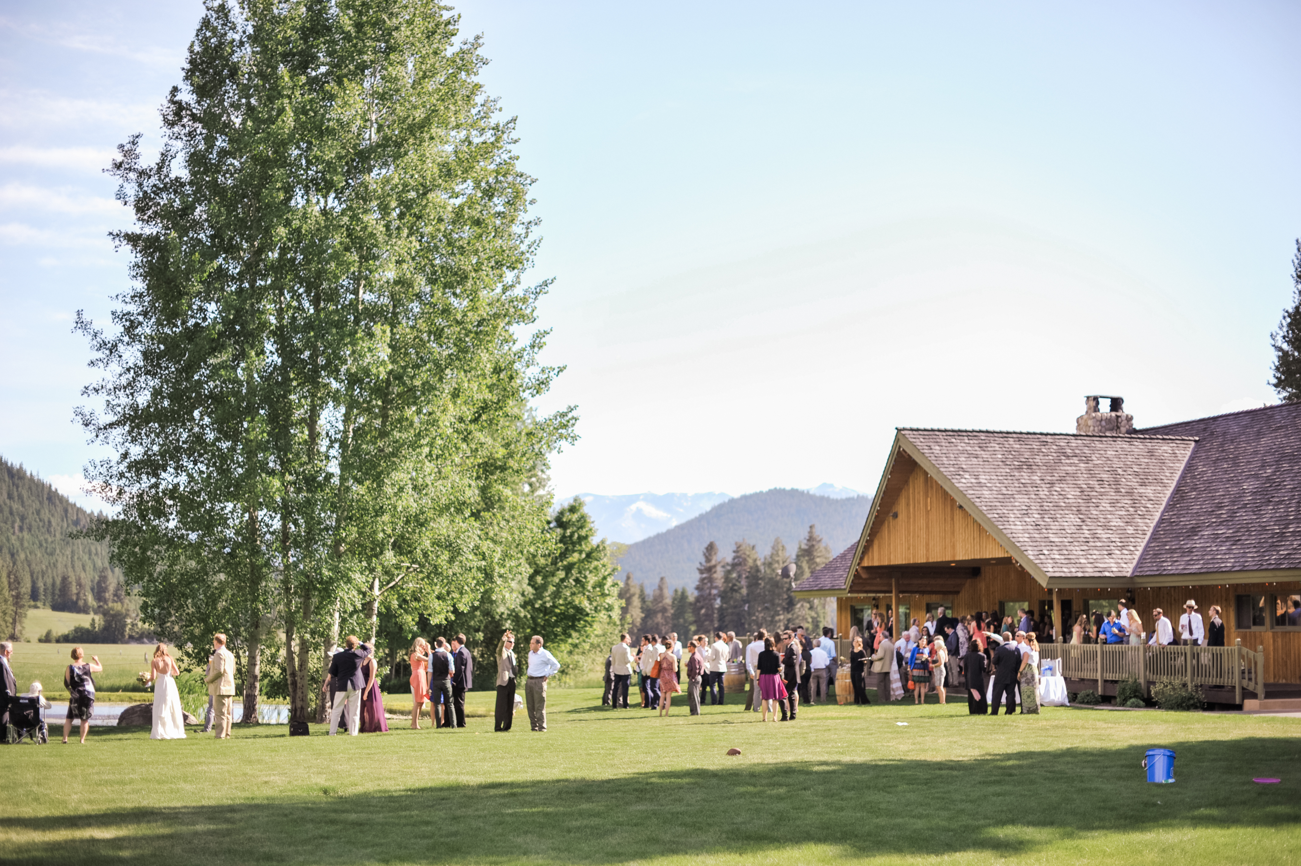 mountain springs lodge wedding leavenworth wa