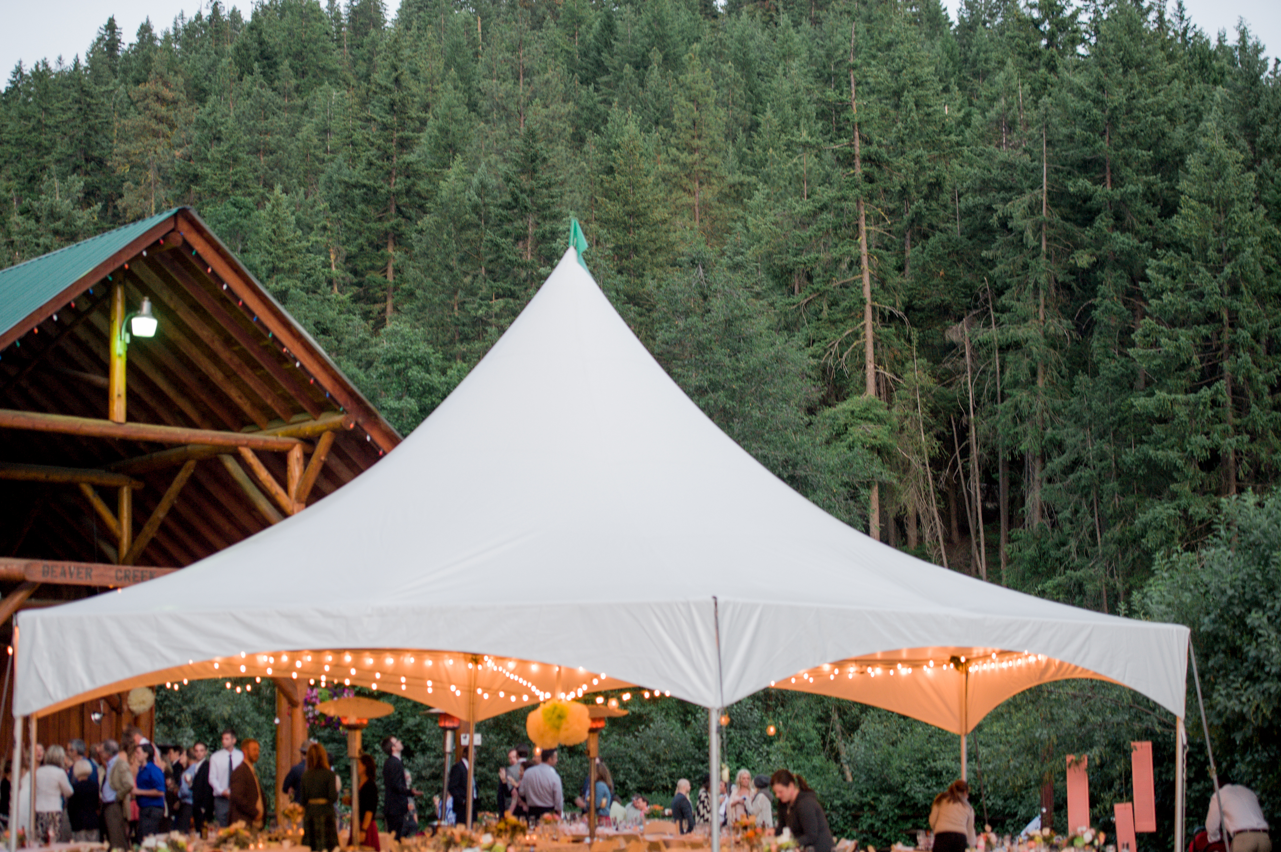 mountain springs lodge wedding leavenworth wa