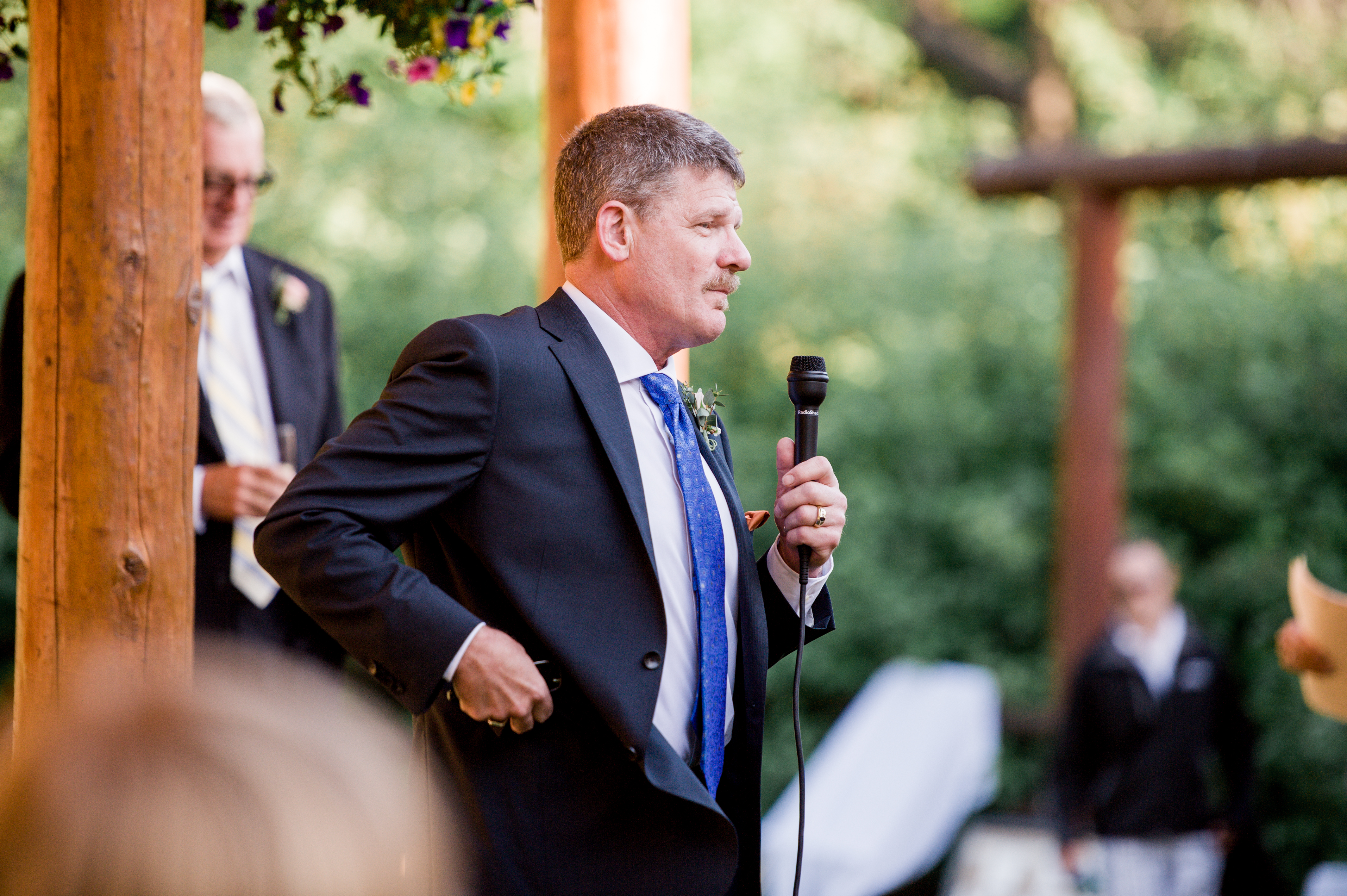 mountain springs lodge wedding leavenworth wa