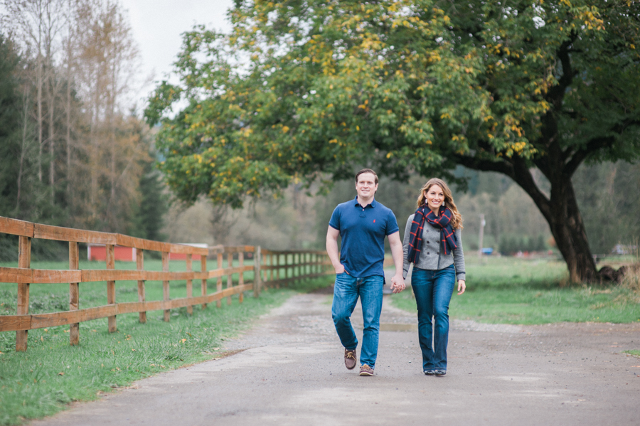 snoqualmie wa foliage engagement photos