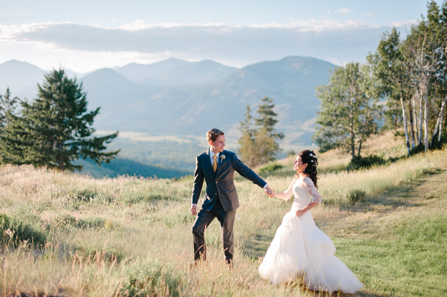 sun mountain lodge wedding photography