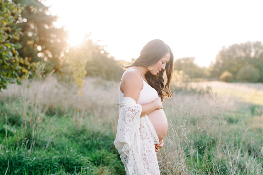 seattle maternity photos discovery park