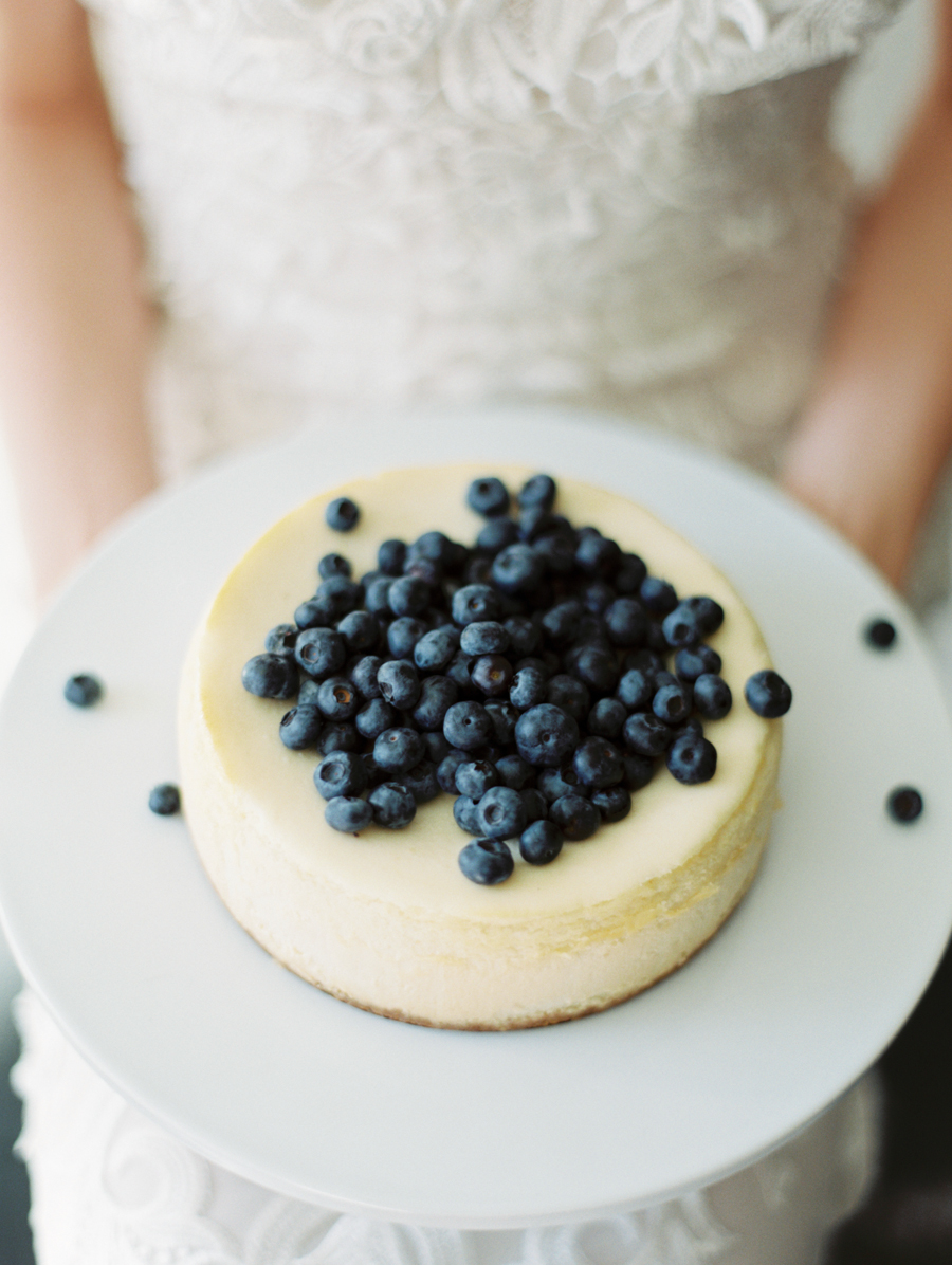 cheesecake with blueberries wedding cake seattle