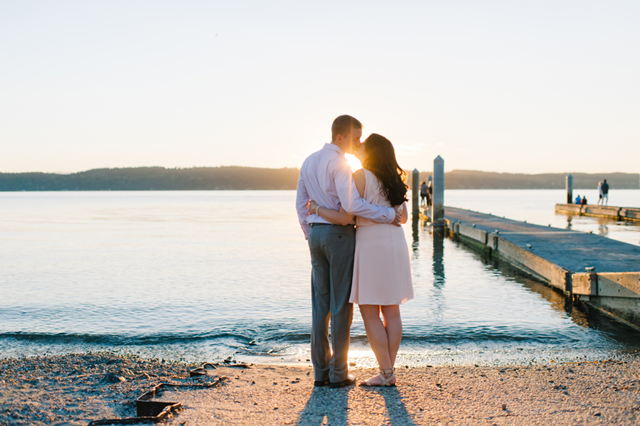 mukilteo-beach-engagement-photos-012