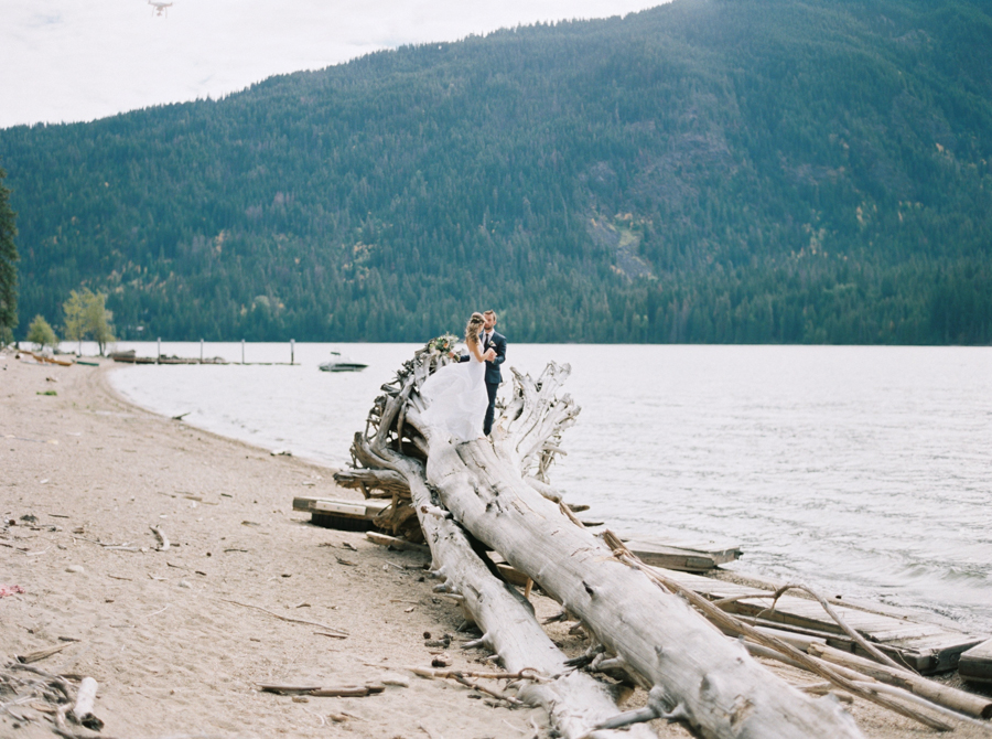 brown-family-homestead-wedding-leavenworth-001218