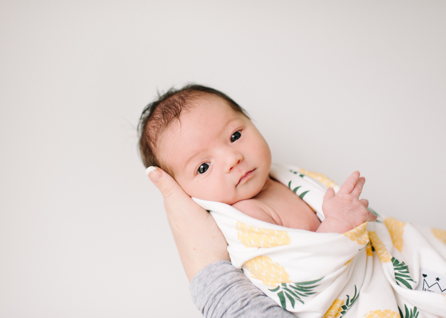 seattle newborn lifestyle portraits