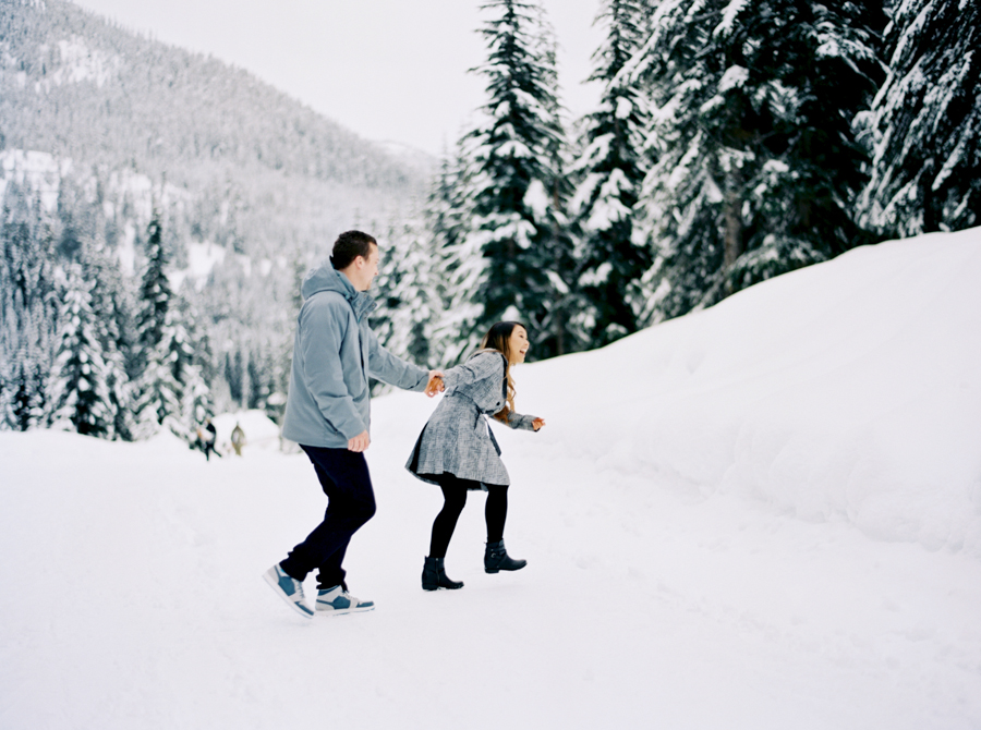 snow engagement session on film snoqualmie wa