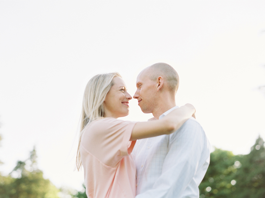 Seattle-Engagement-Photos-Rose-Garden0010