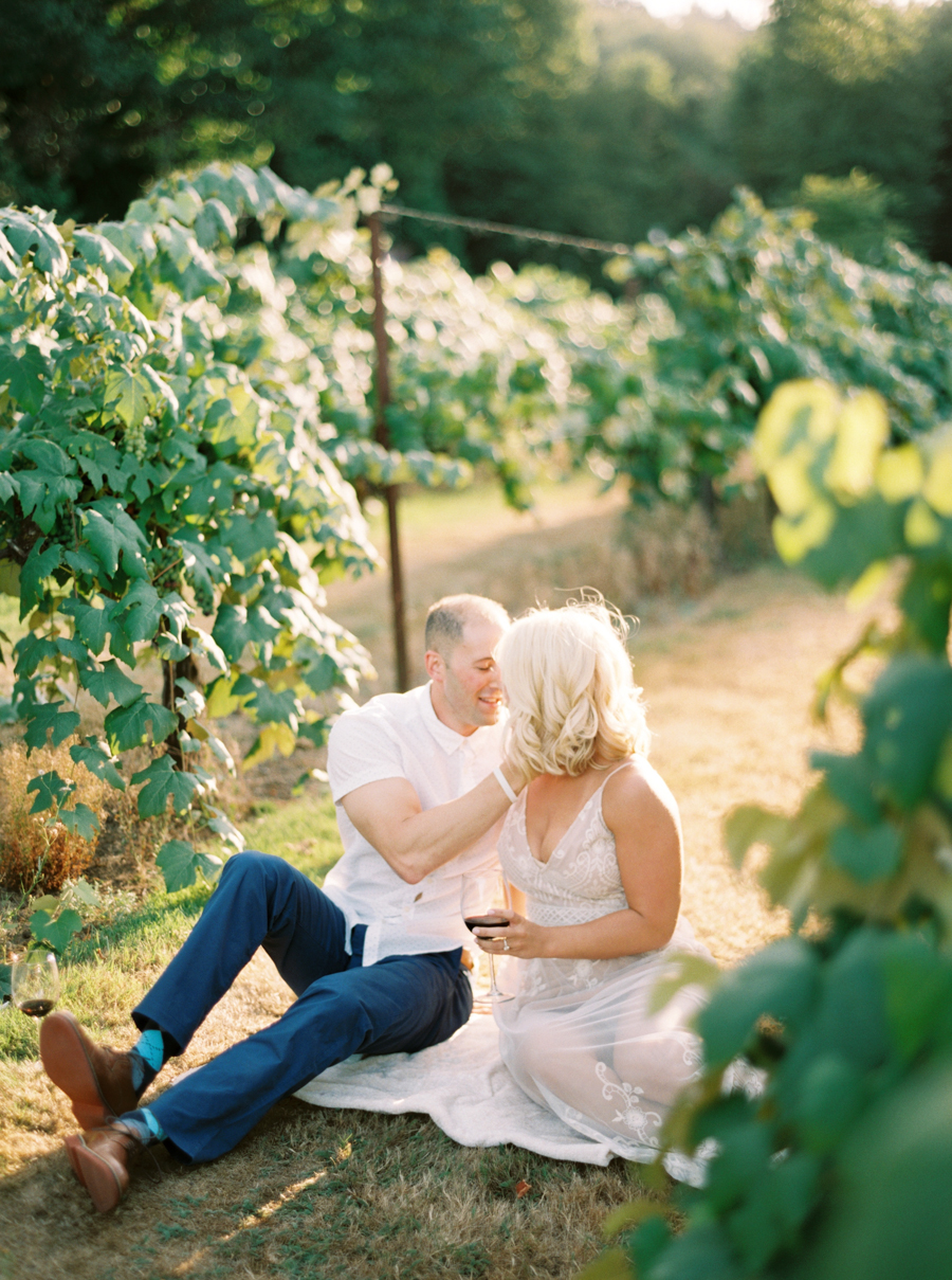 vineyard-engagement-photos-film0005