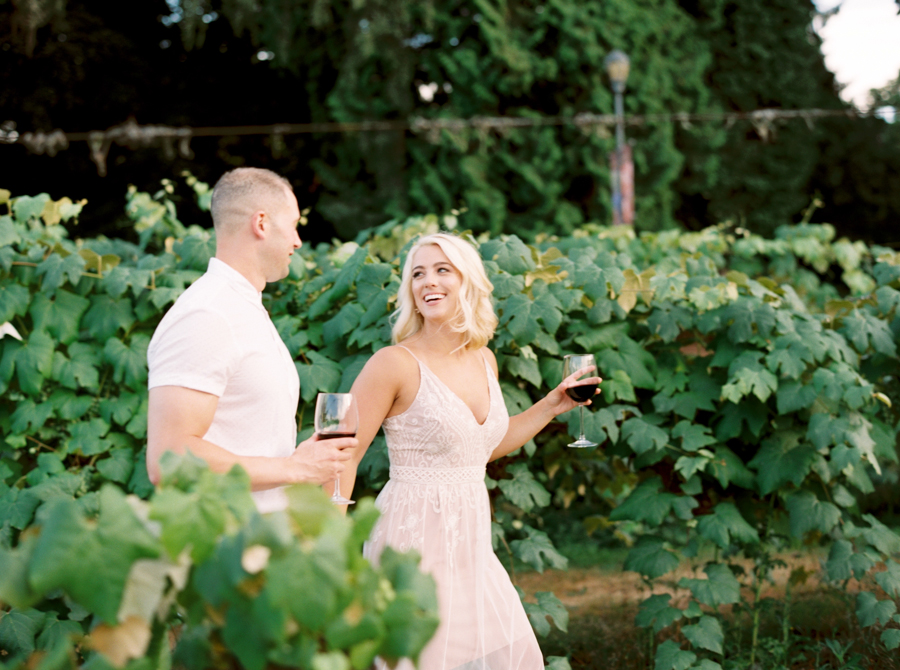 vineyard-engagement-photos-film0025