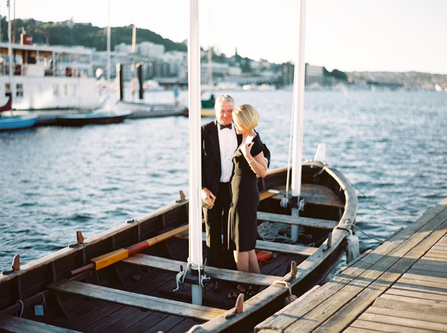 center-for-wooden-boats-seattle-wedding-0213