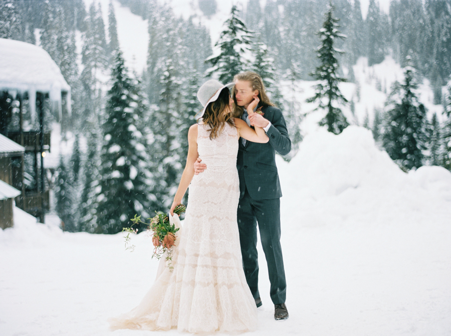 snow-wedding-photos-film212