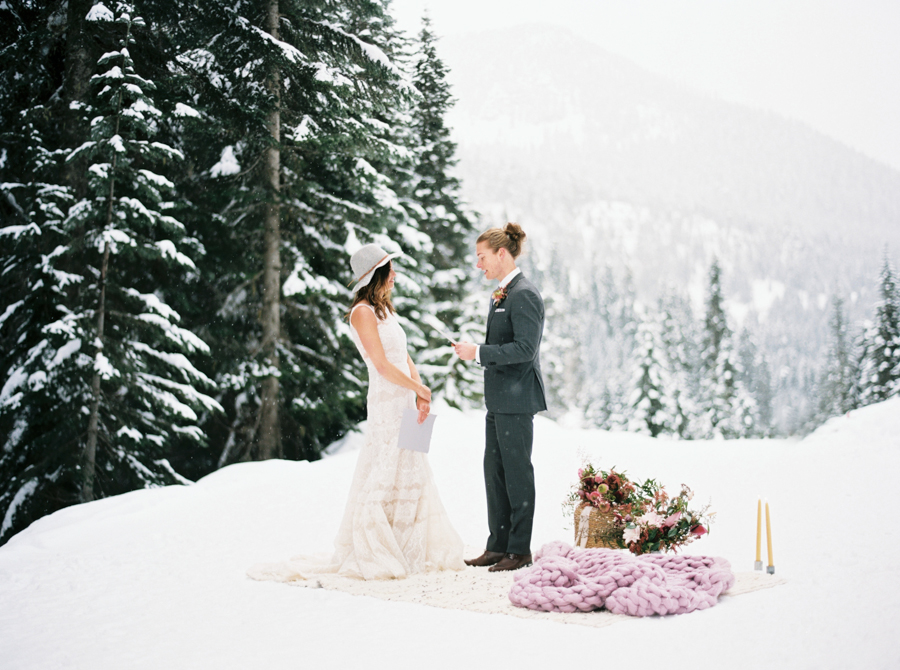 snow-wedding-photos-film215