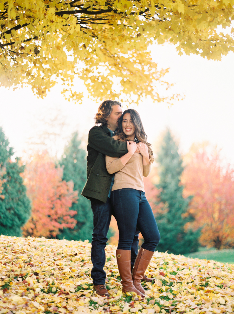 seattle-fall-foliage-engagement-photos-film-002