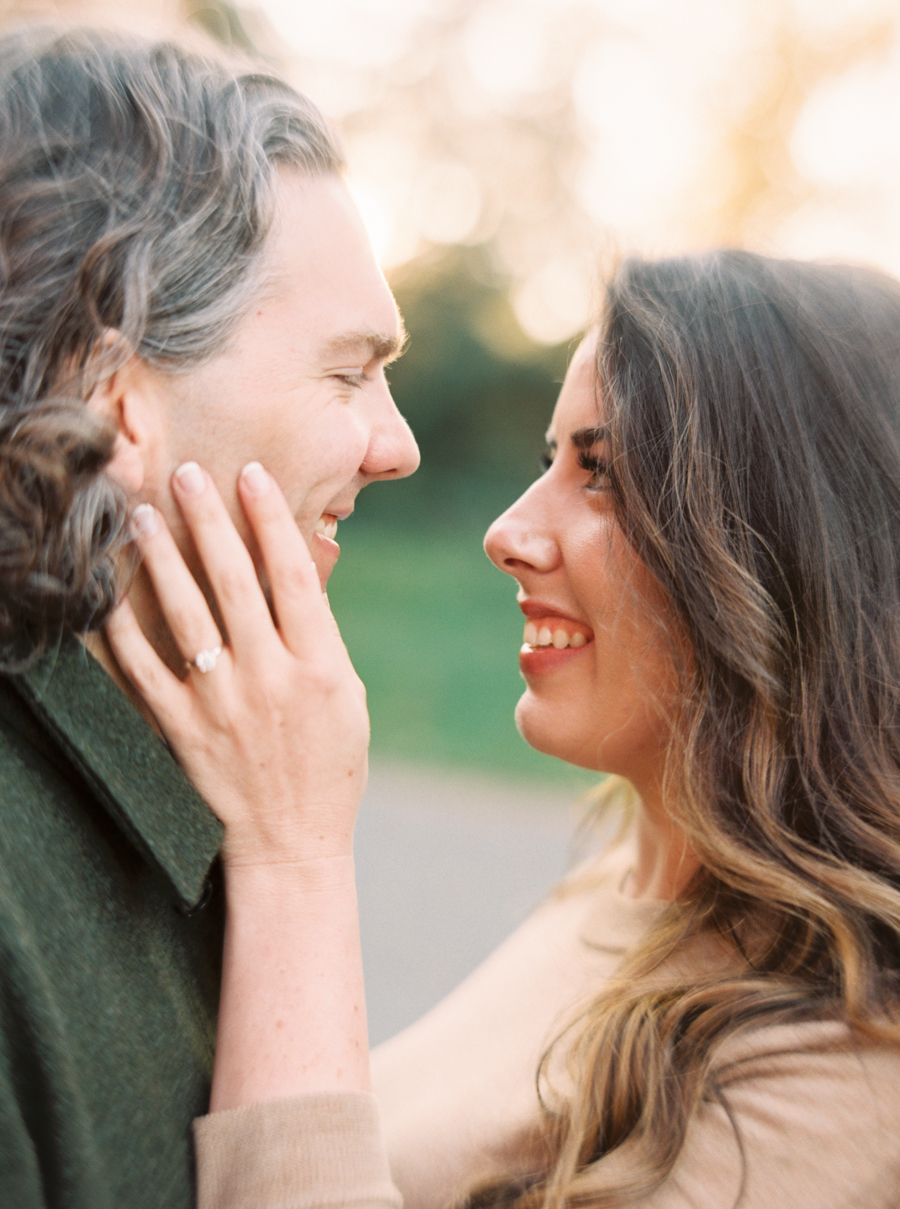 seattle-fall-foliage-engagement-photos-film-005