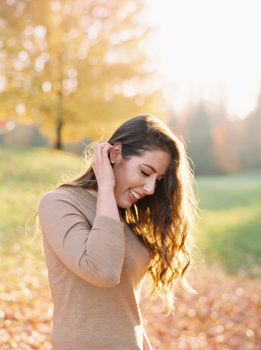 seattle-fall-foliage-engagement-photos-film-006