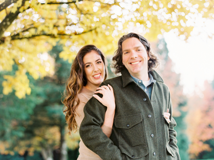 seattle-fall-foliage-engagement-photos-film-103