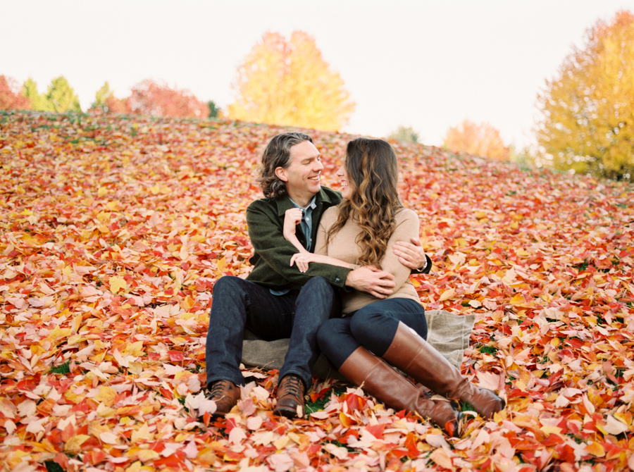 seattle-fall-foliage-engagement-photos-film-106