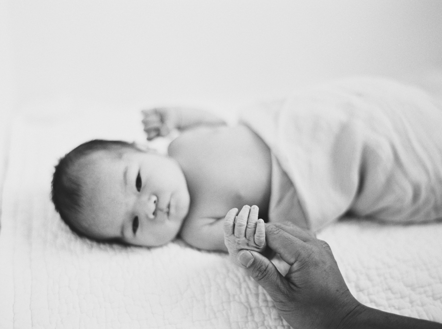 seattle-newborn-photos-film-203