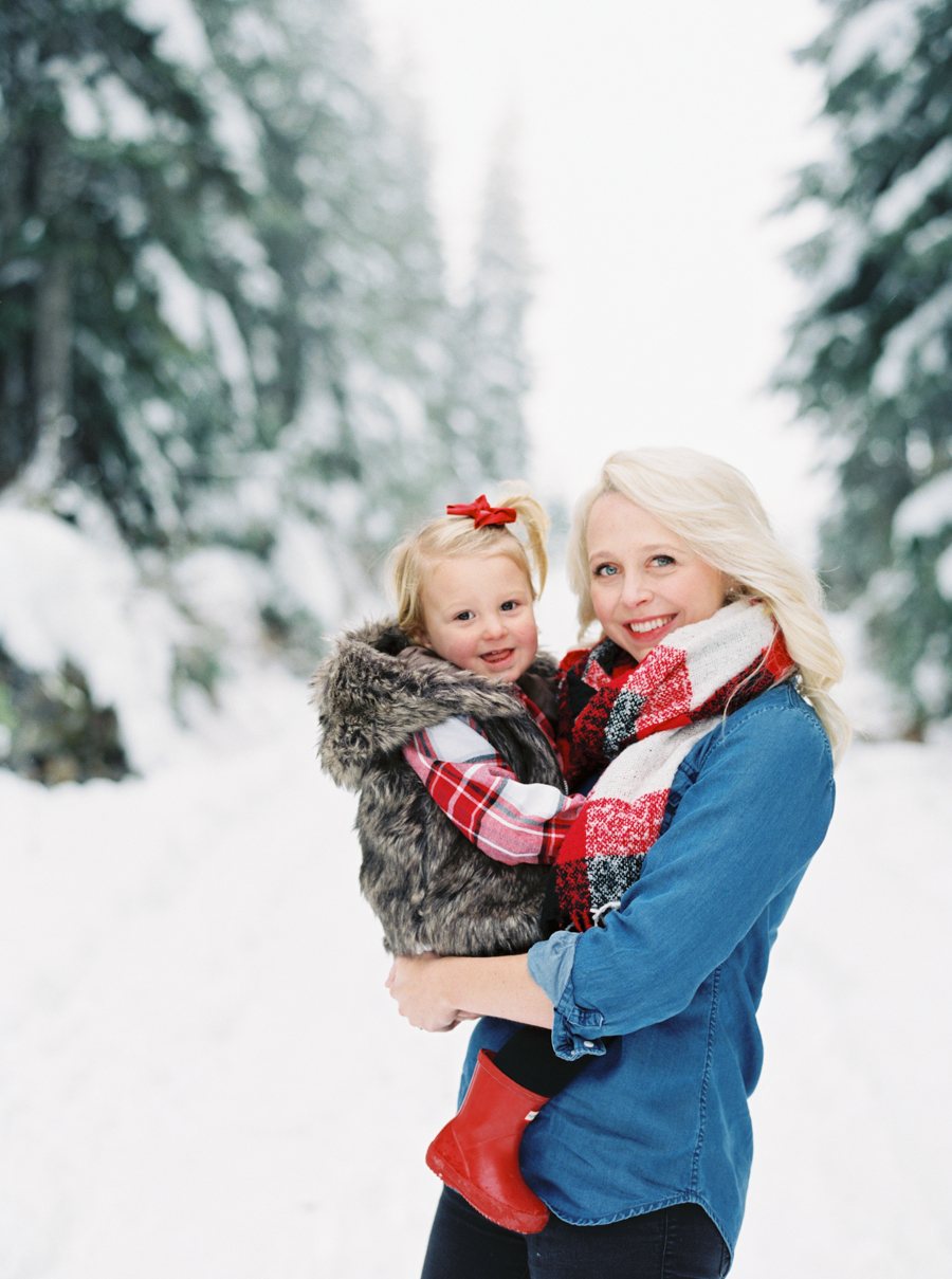 seattle-family-photos-snow-film-003