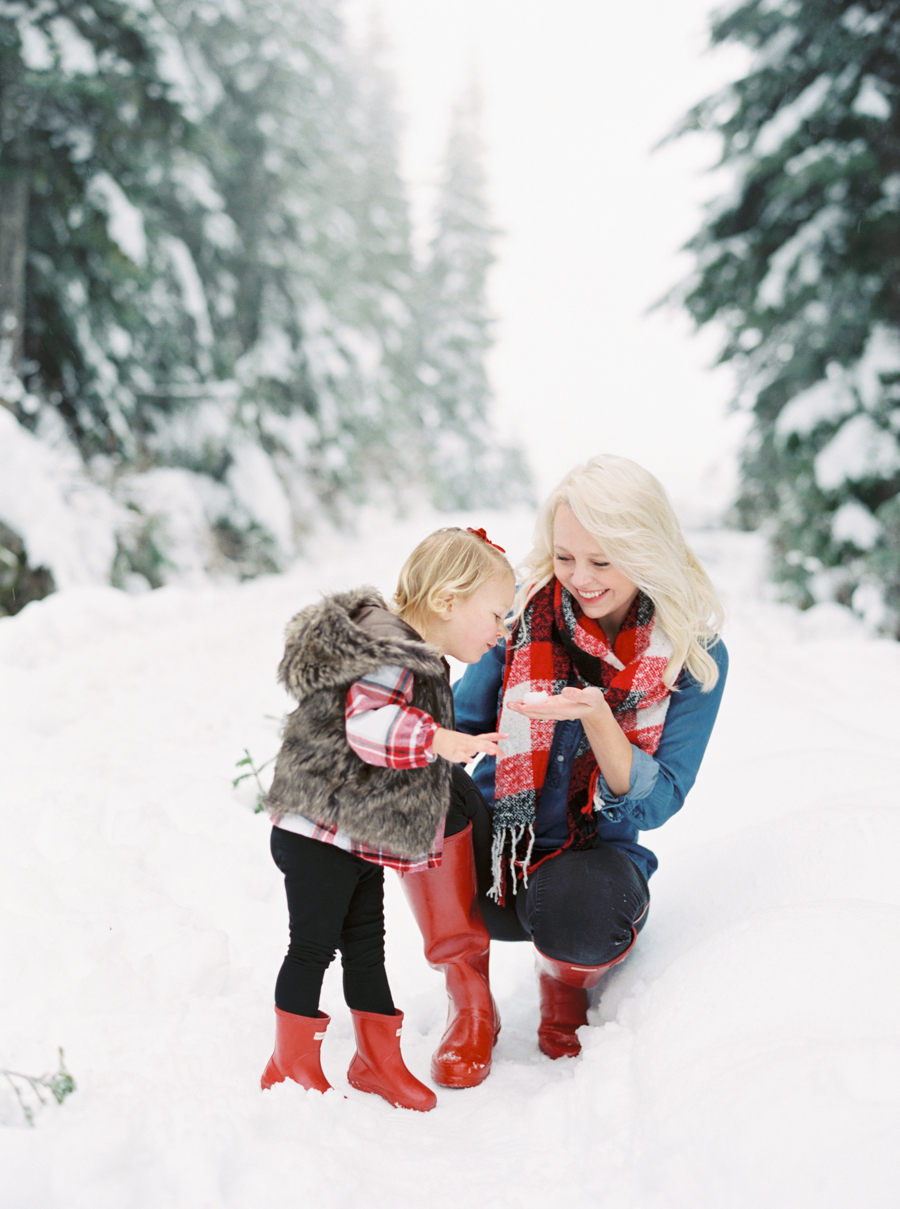 seattle-family-photos-snow-film-007