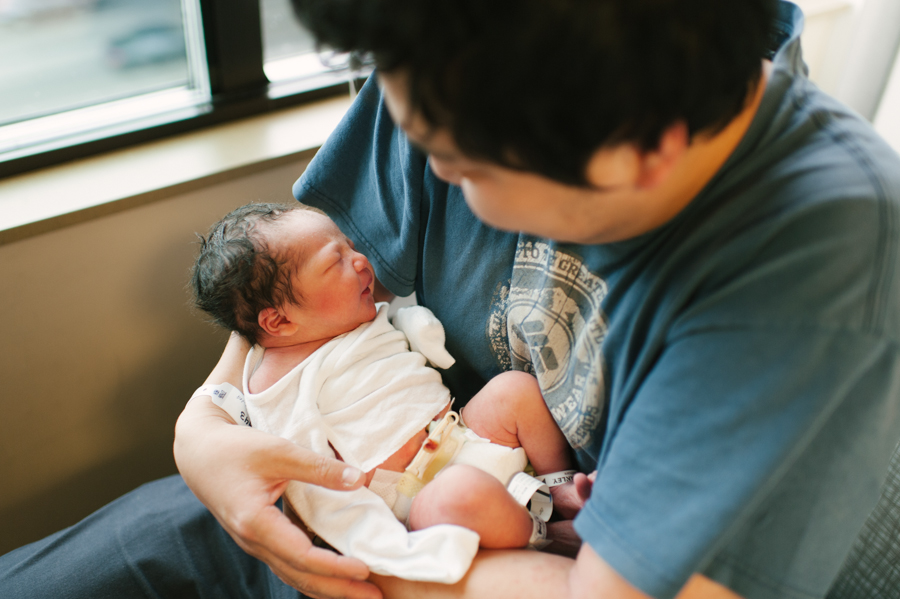 seattle-birth-photographer-film-newborn-054