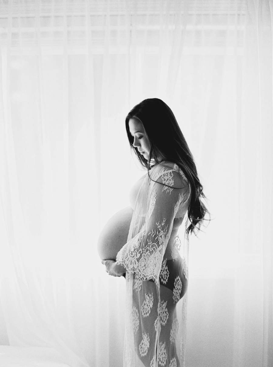 seattle-maternity-photographer-film-024