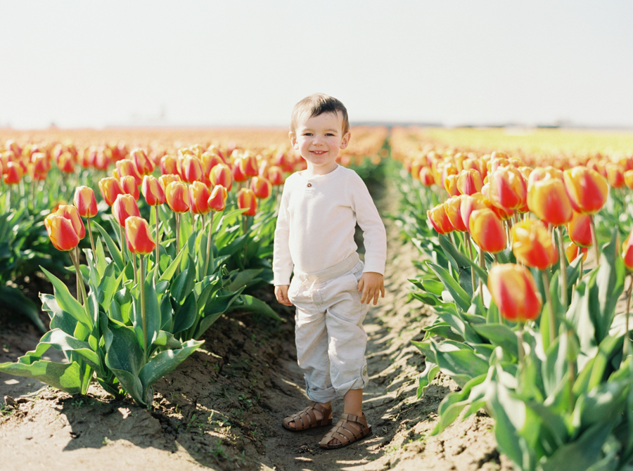 seattle-family-photographer-film-tulips-045