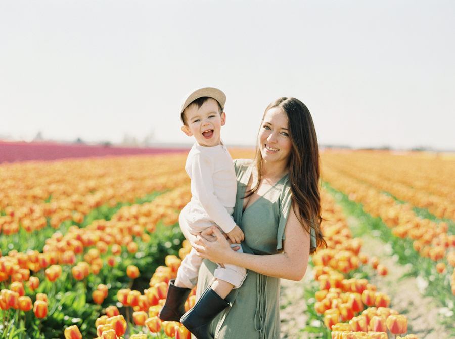 seattle-family-photographer-film-tulips-052