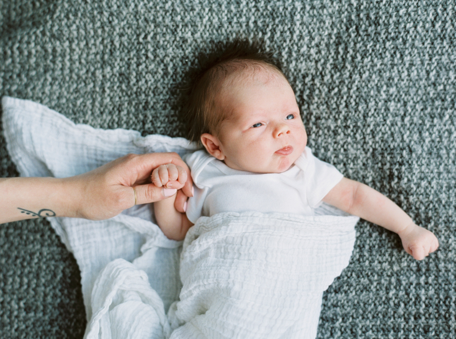 seattle-newborn-photographer-film-23