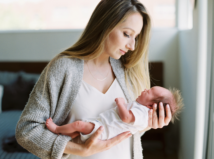 seattle-newborn-photographer-film-24