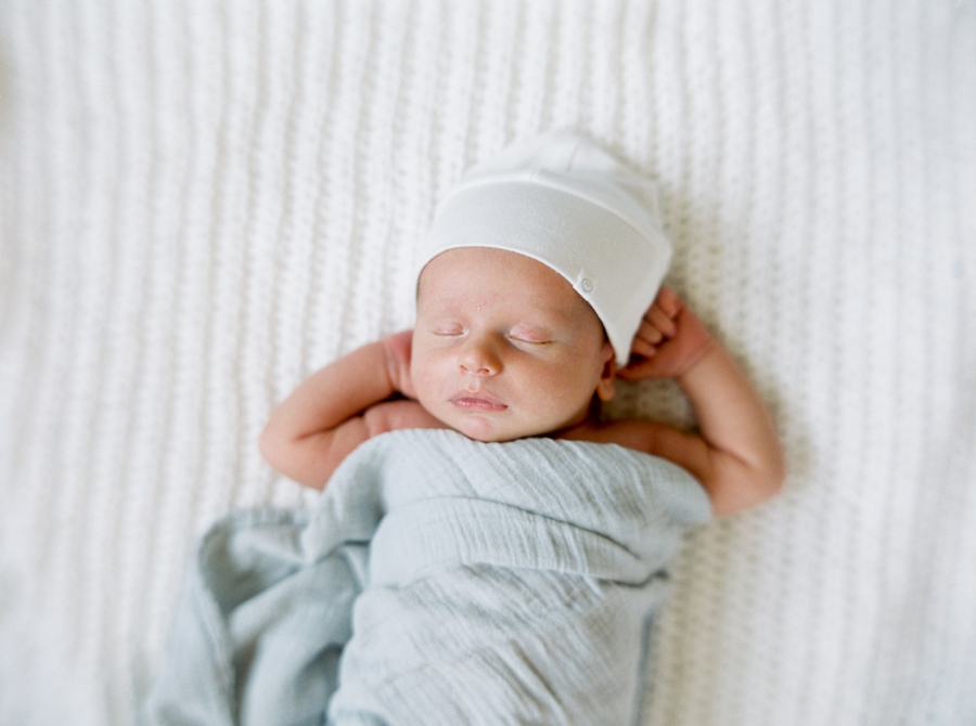 seattle-newborn-photographer-film-52