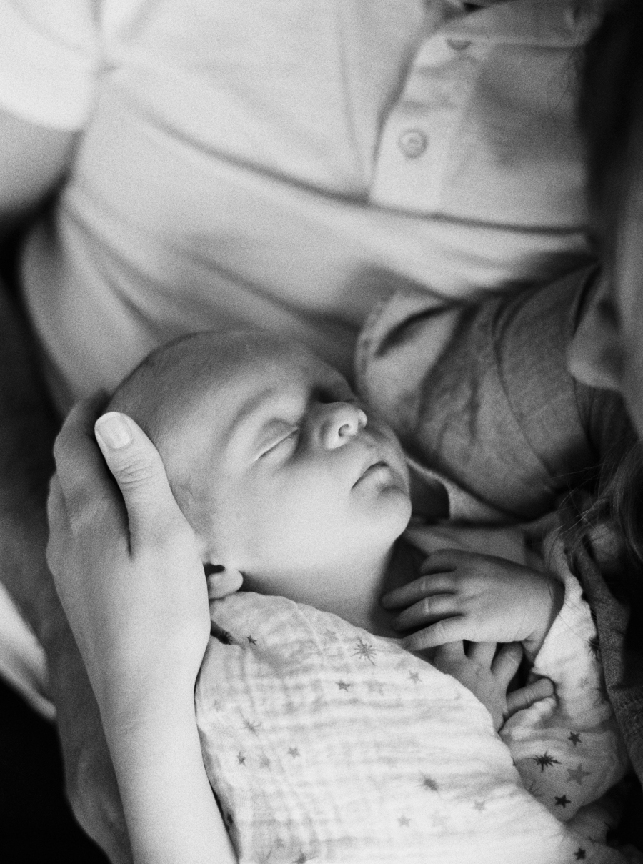 seattle-newborn-photographer-film-019