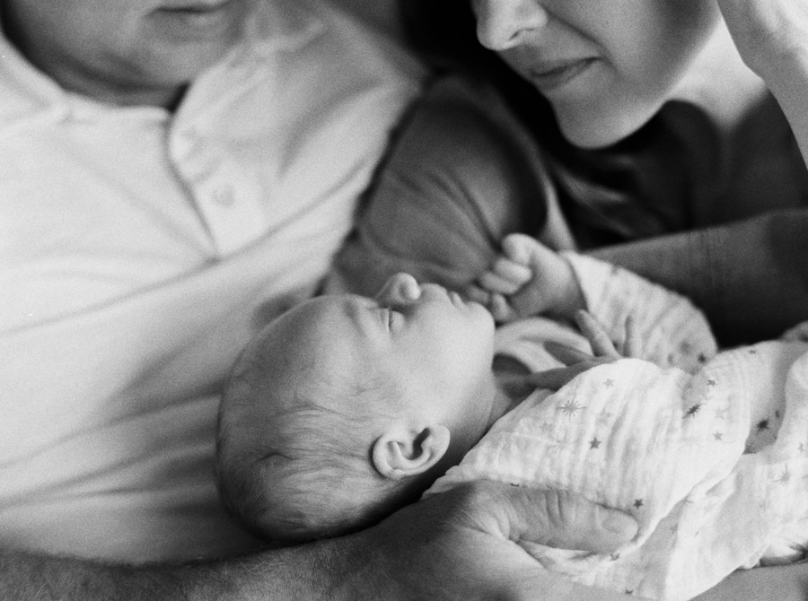 seattle-newborn-photographer-film-051