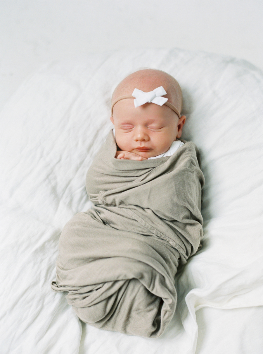 seattle-newborn-photographer-film-008