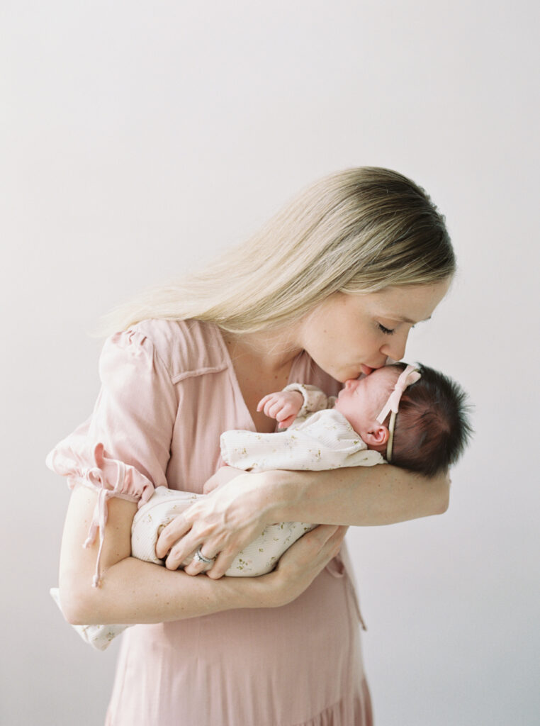 seattle newborn photographer