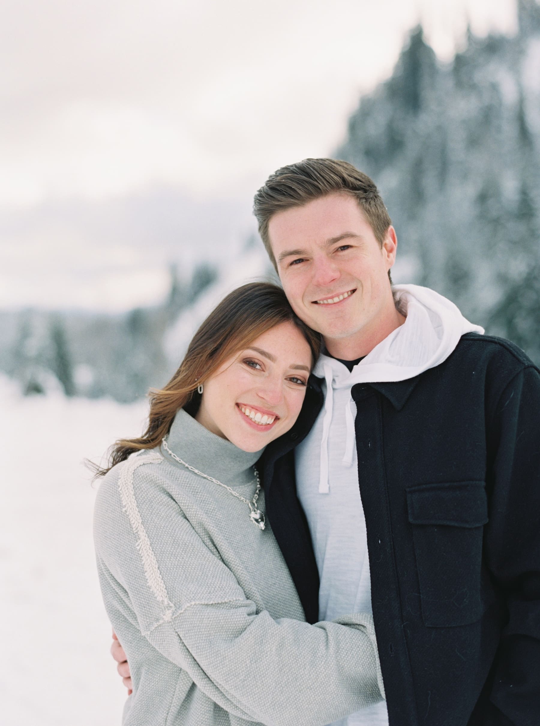Snoqualmie pass winter engagement photos