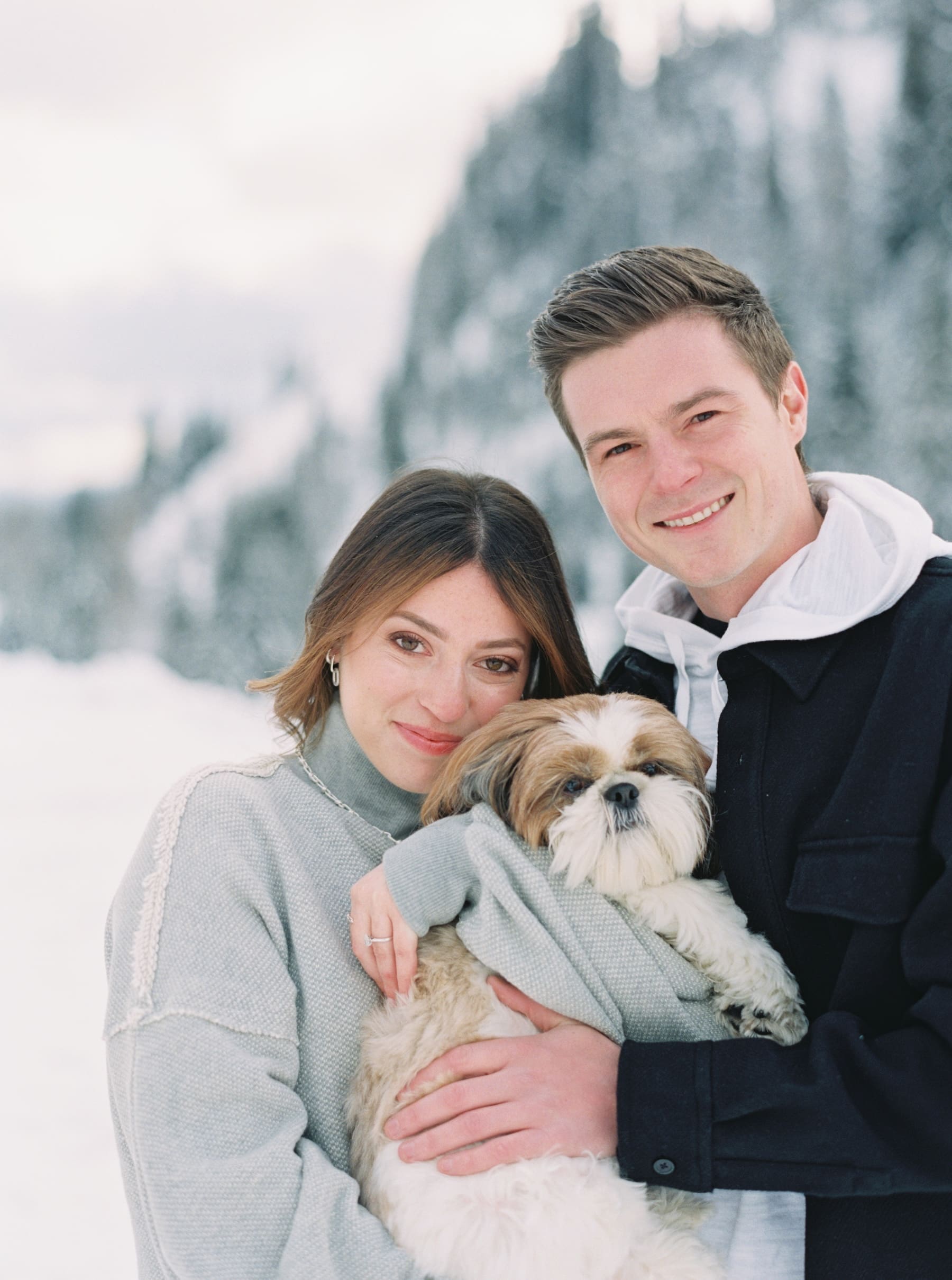 alpental snowy engagement photos