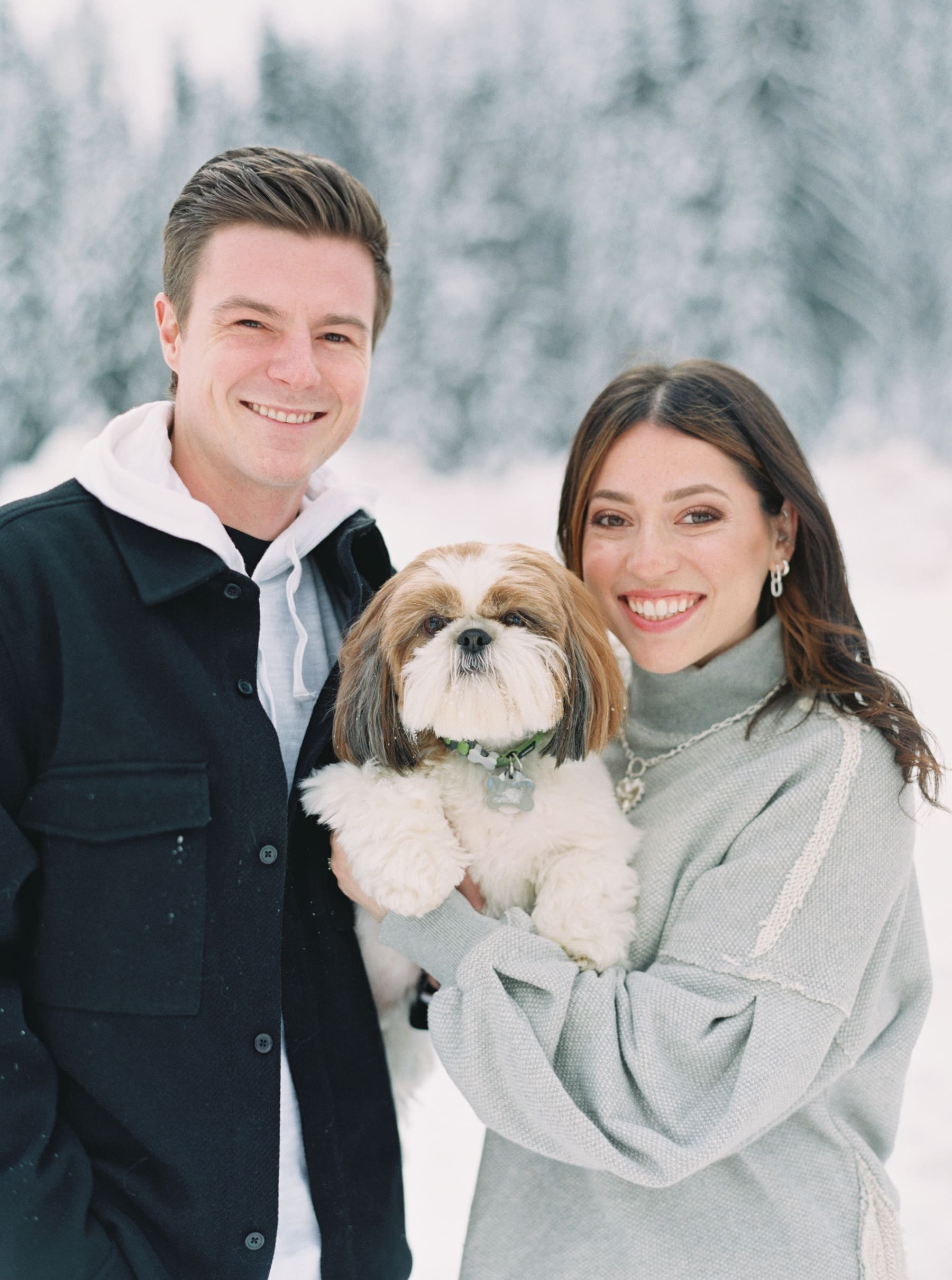 Snoqualmie pass winter engagement photos