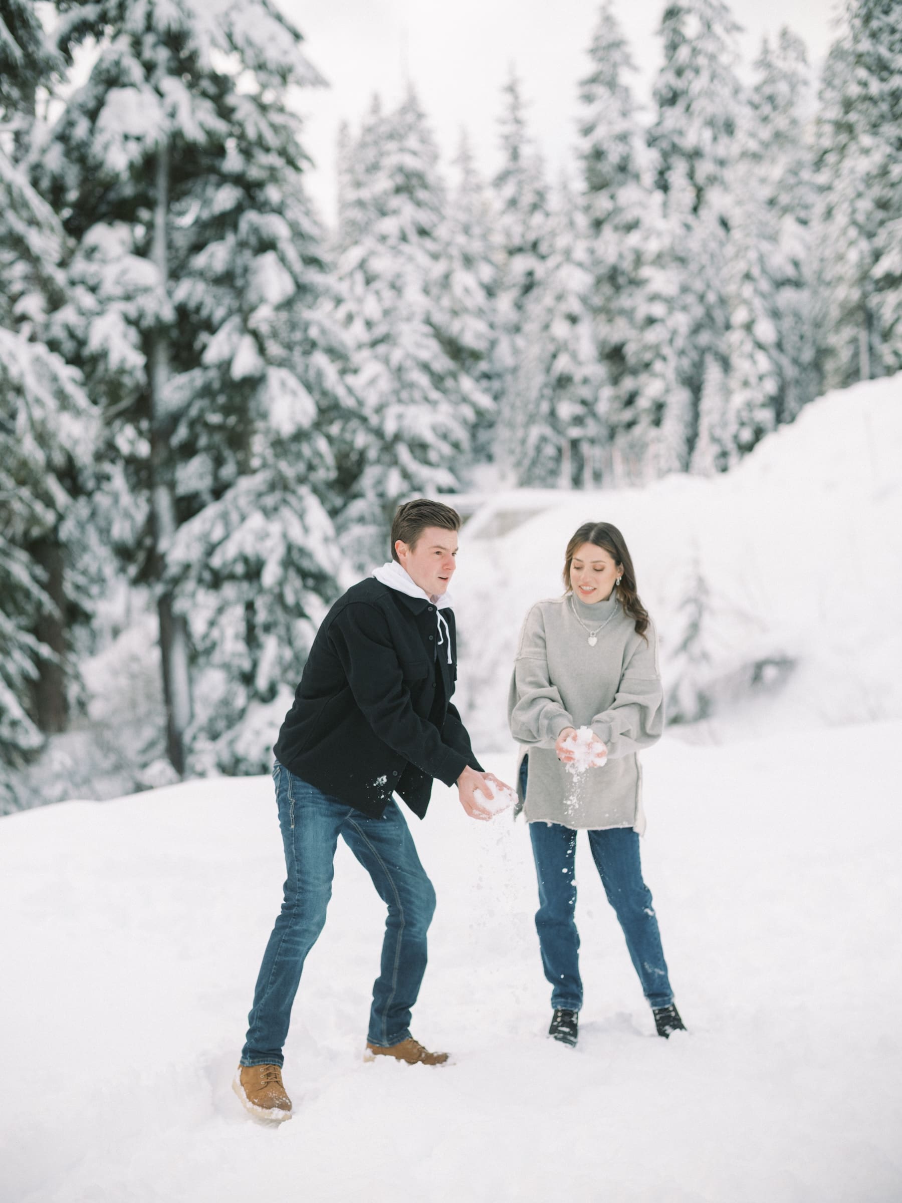 alpental snowy engagement photos